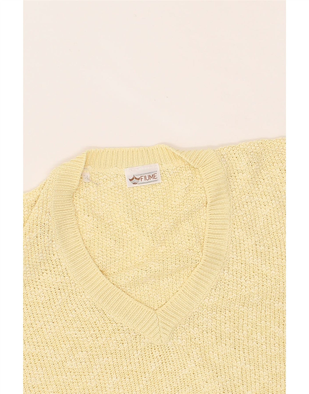 FIUME Mens V-Neck Jumper Sweater IT 54 XL Beige Acrylic Vintage Fiume and Second-Hand Fiume from Messina Hembry 