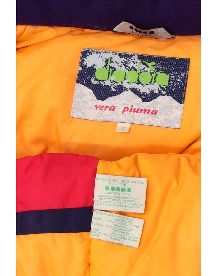 Jachetă căptușită Diadora pentru bărbați, cu ajustare largă, UK 36, roșu, poliester color bloc