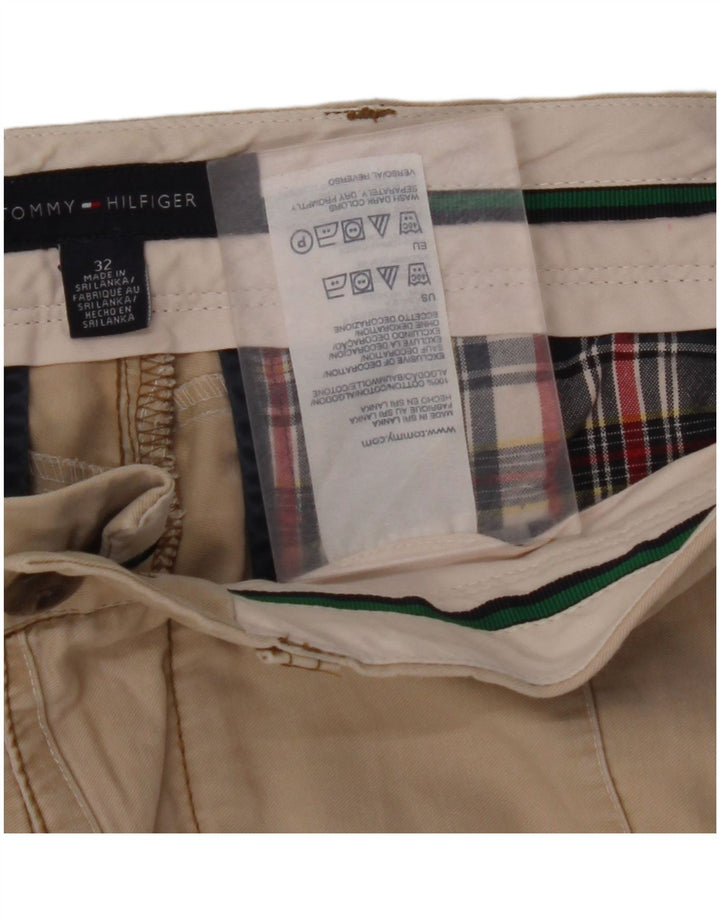TOMMY HILFIGER Pantaloni scurți chino pentru bărbați W32 bumbac mediu bej