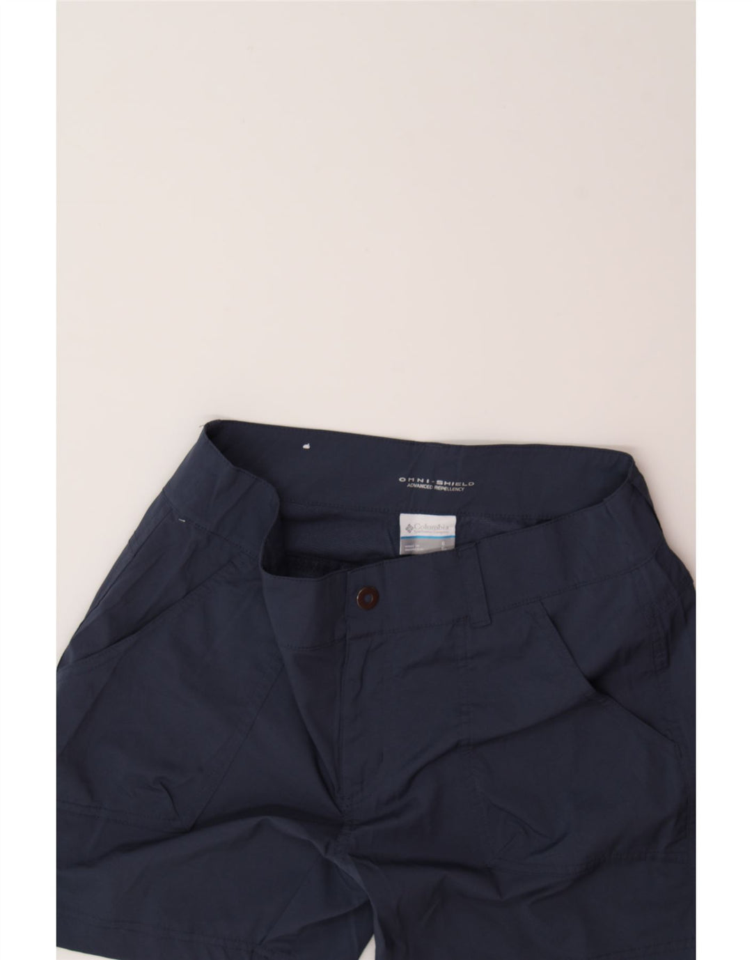 COLUMBIA Womens Omni-Shield Chino Shorts US 6 Medium W30 Navy Blue Vintage Columbia and Second-Hand Columbia from Messina Hembry 