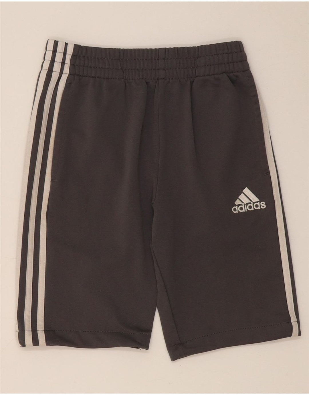 Pantaloni scurți sport pentru băieți Adidas 10-11 ani, gri mediu