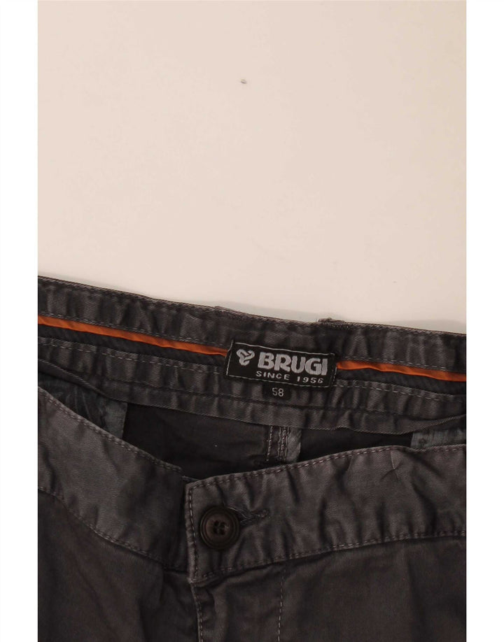 Pantaloni scurți cargo pentru bărbați Brugi IT 58 4XL W42 gri
