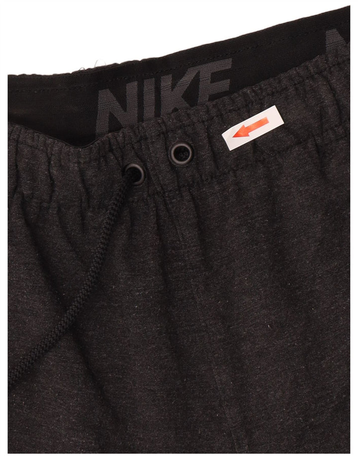 Pantaloni scurți sport Nike Dri Fit pentru bărbați, mici, gri, viscoză cu pată