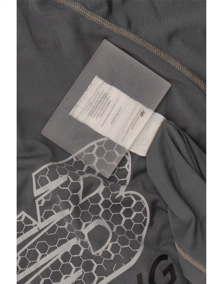 Tricou grafic pentru bărbați New Balance Top Medium Gri Poliester
