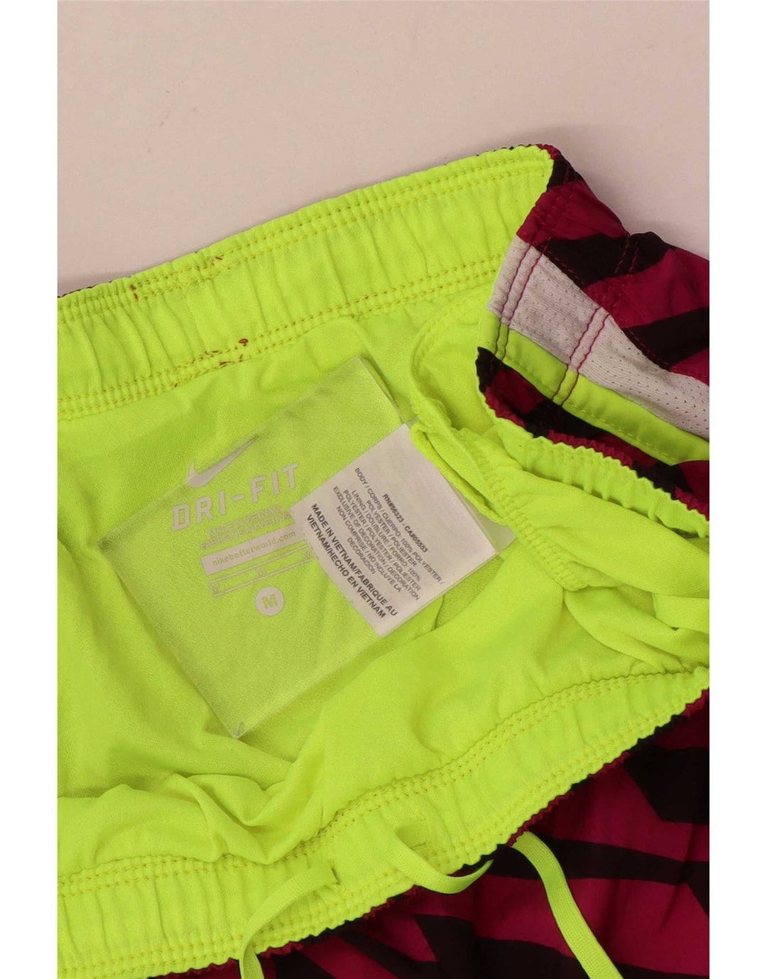 Pantaloni scurți sport Nike Dri Fit pentru femei UK 14 Poliester cu dungi roz medii