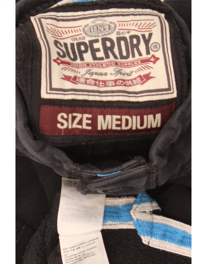 Pulover pentru bărbați Superdry, cu grafică, cu gât cu nasturi, bumbac mediu negru