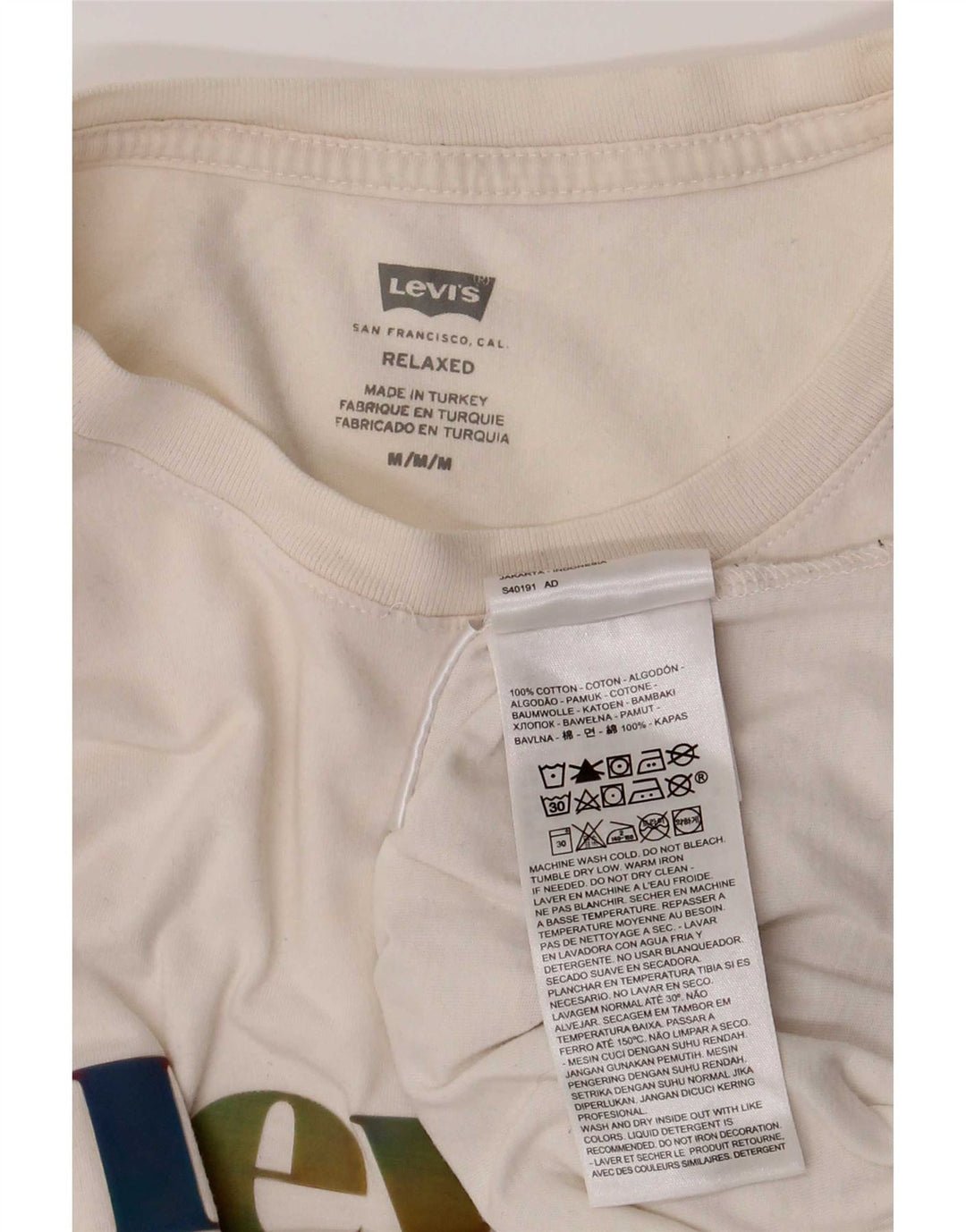 Tricou cu grafic pentru femei Levi's, cu croiala relaxată, din bumbac alb mediu din Marea Britanie