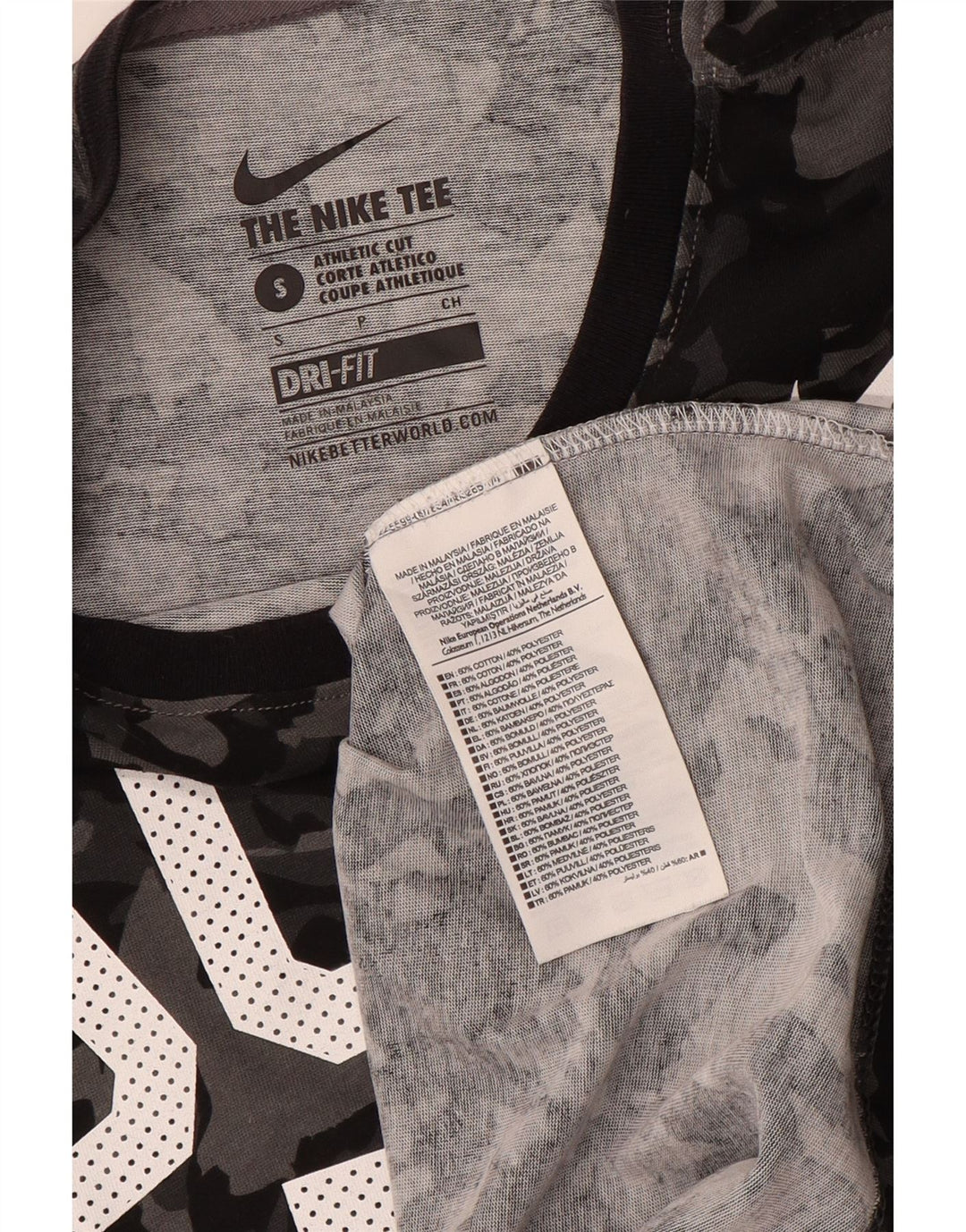 Tricou grafic NIKE pentru bărbați, cu croială atletică, mic, bumbac, camuflat, negru