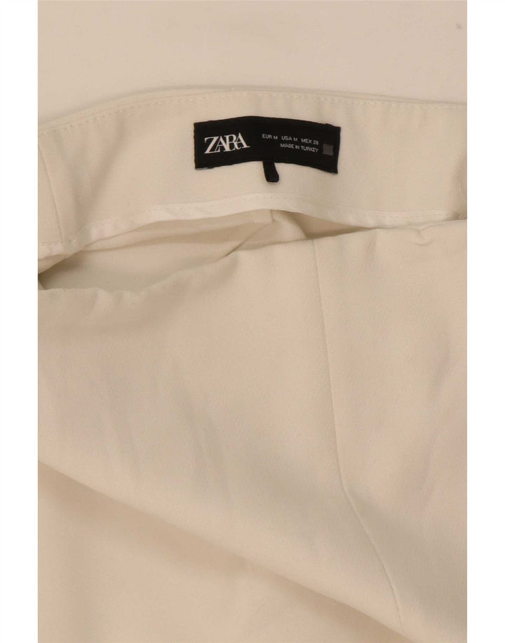 Pantaloni corti pentru femei Zara Medium W28 White