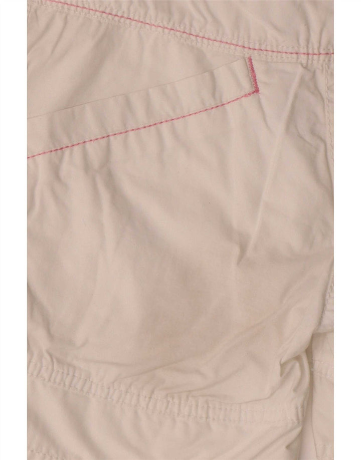 Pantaloni scurți Calvin Klein pentru femei W28 bumbac alb mediu