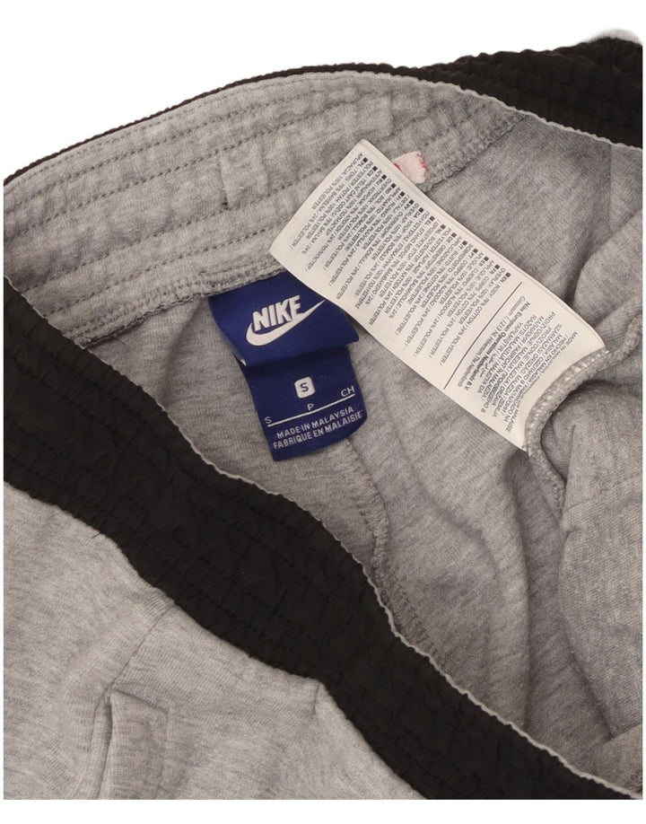 Pantaloni de trening Capri pentru bărbați Nike, gri mici, bumbac color bloc