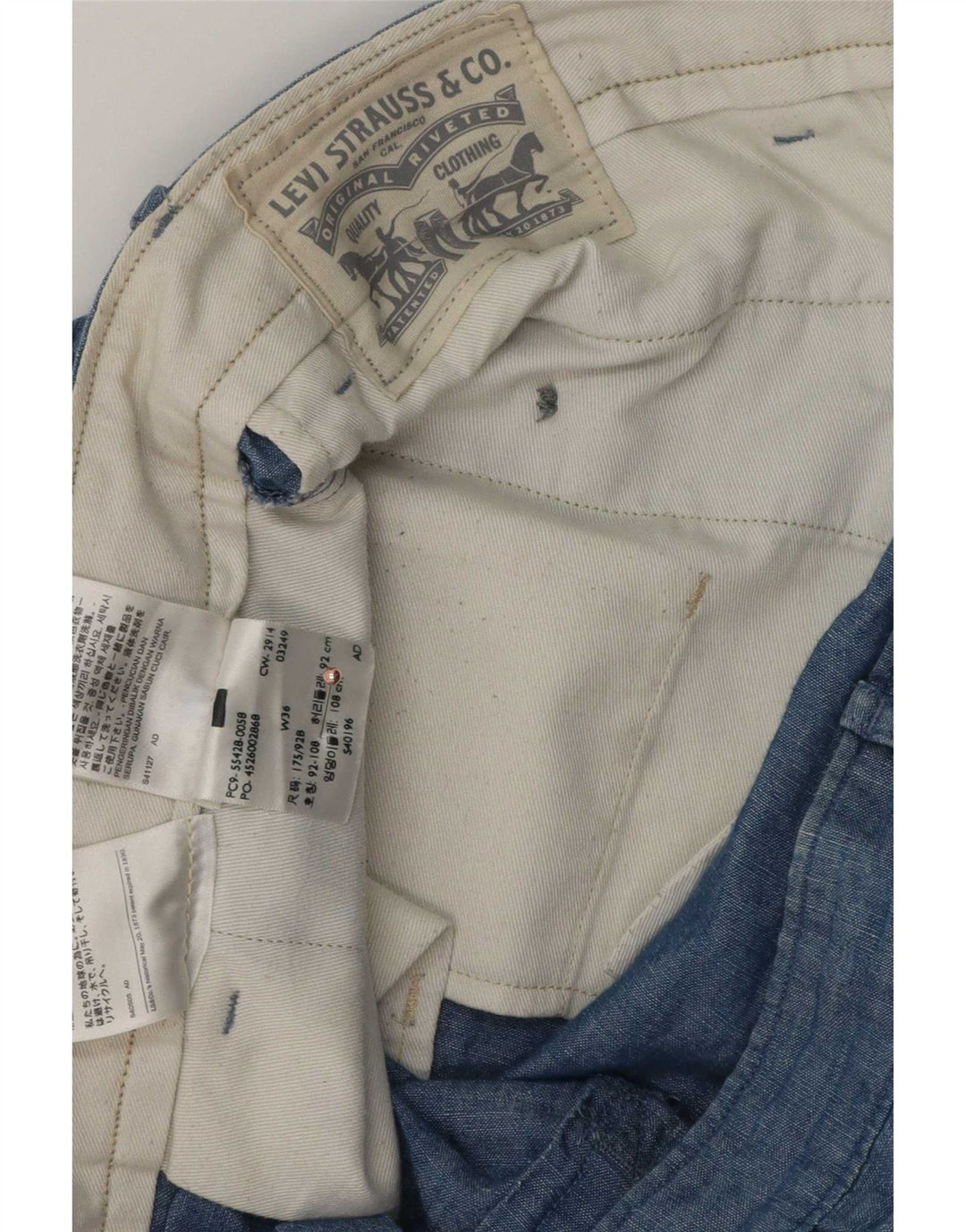 Pantaloni scurți chino pentru bărbați Levi's W36 Large Blue Bumbac