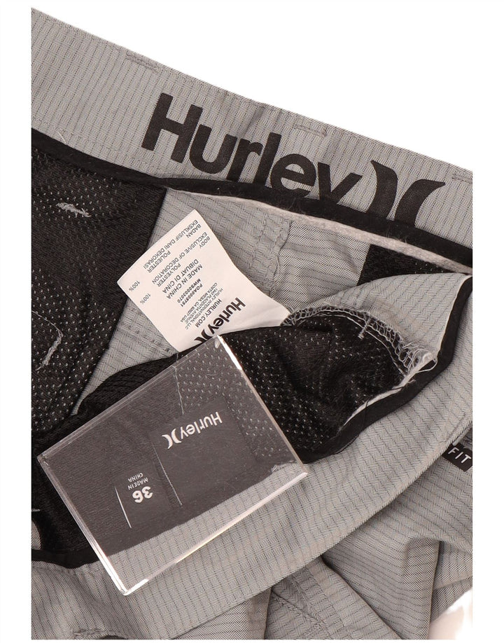 Pantaloni scurți chino Hurley pentru bărbați W36, poliester cu dungi mari, gri