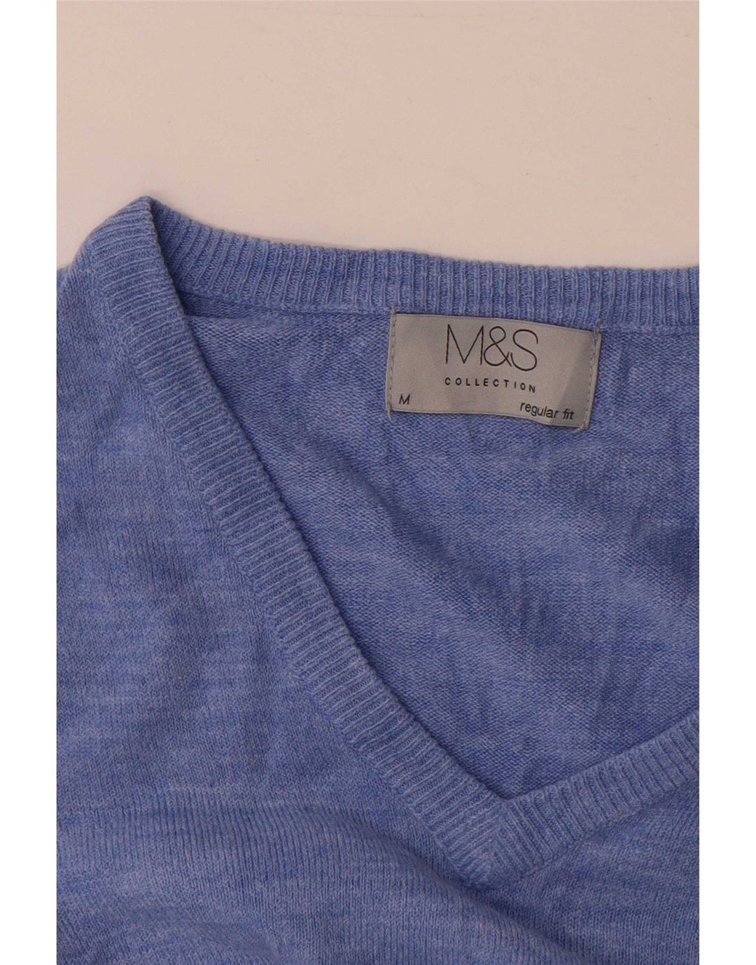 Pulover pentru bărbați Marks & Spencer cu decolteu în V, albastru mediu