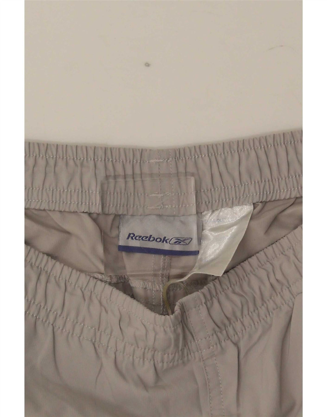 Pantaloni scurți sport Reebok pentru bărbați, gri mediu