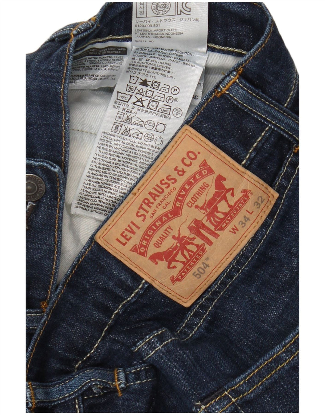 Blugi tăiați pentru bărbați Levi's 504 W34 L25 bumbac bleumarin