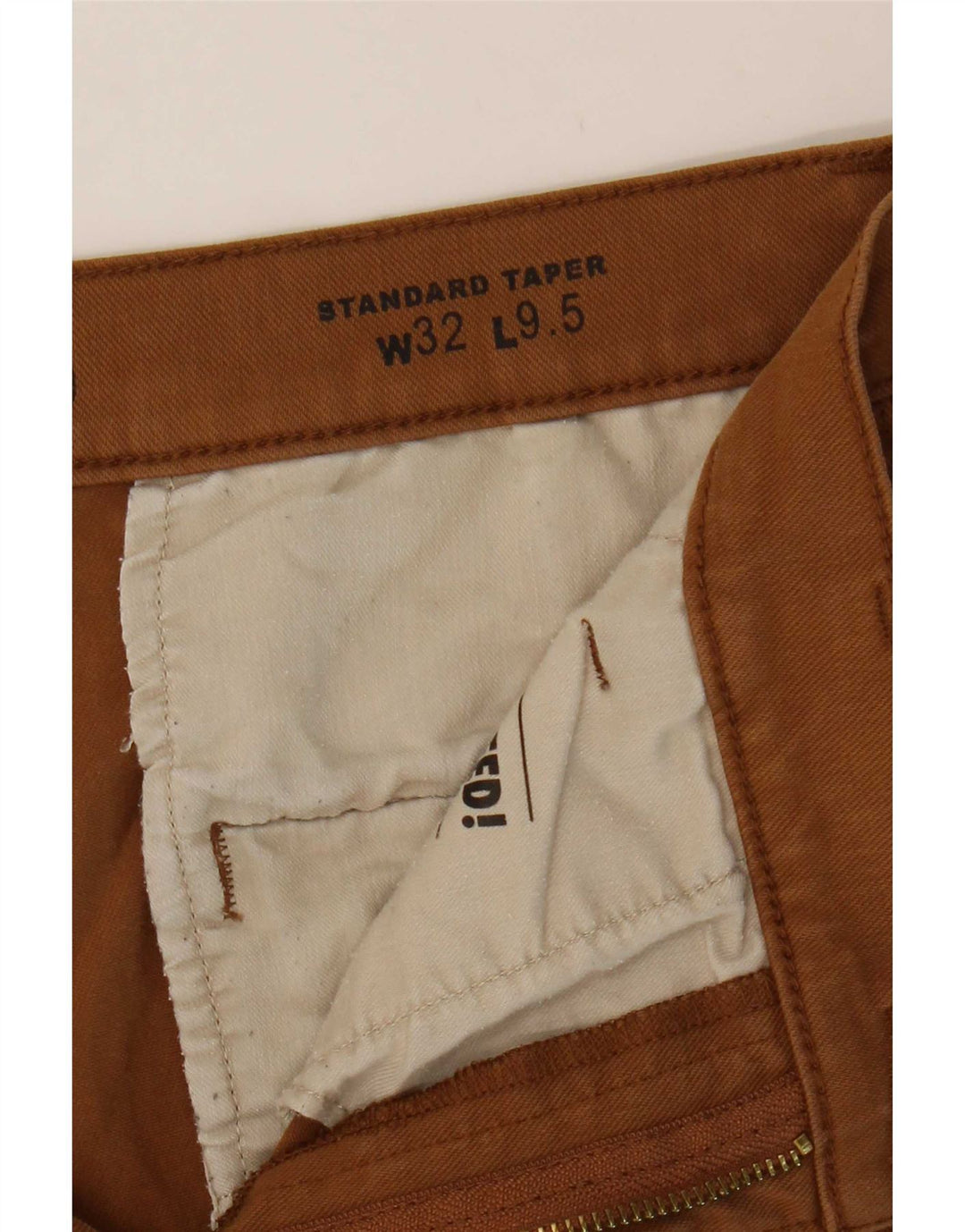 Pantaloni scurți chino standard conici pentru bărbați Levi's W32 bumbac maro mediu