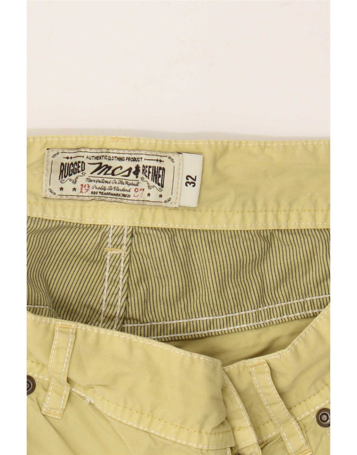 Pantaloni scurți casual pentru bărbați Marlboro Classics W32, bumbac galben mare